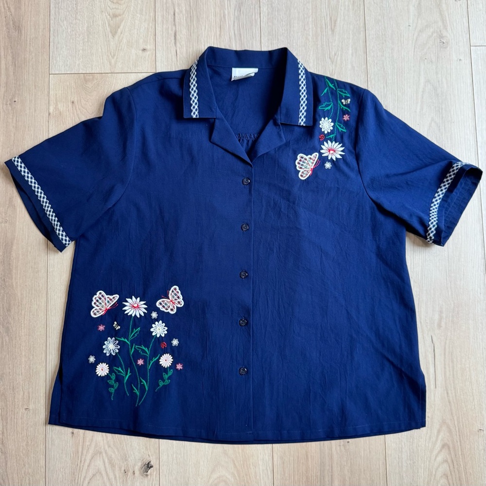Vintage Navy Gingham Button Up Shirt M Embroidered Flowers Butterfly Cottagecore
